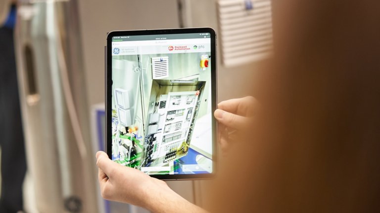 Tablet scanning case